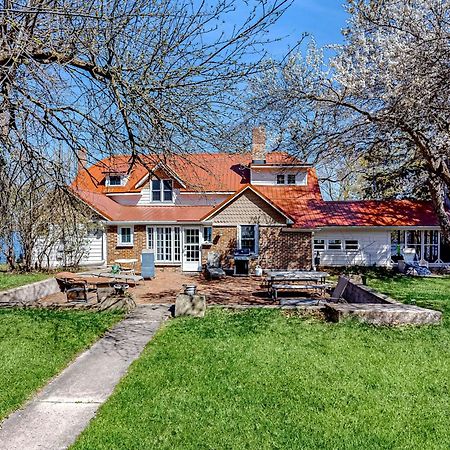 Antique Lake Front Getaway- The Lake House Villa Ripon Buitenkant foto